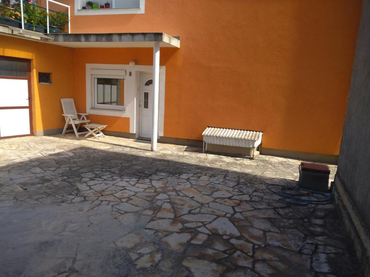 Apartments With A Parking Space Crikvenica - 19683 Exteriör bild